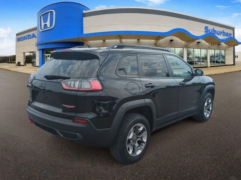 used 2019 Jeep Cherokee car, priced at $15,500