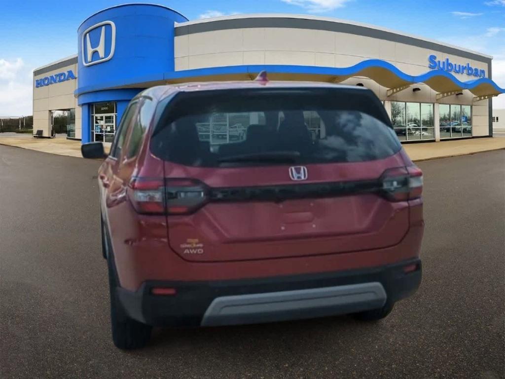 new 2025 Honda Pilot car, priced at $49,350