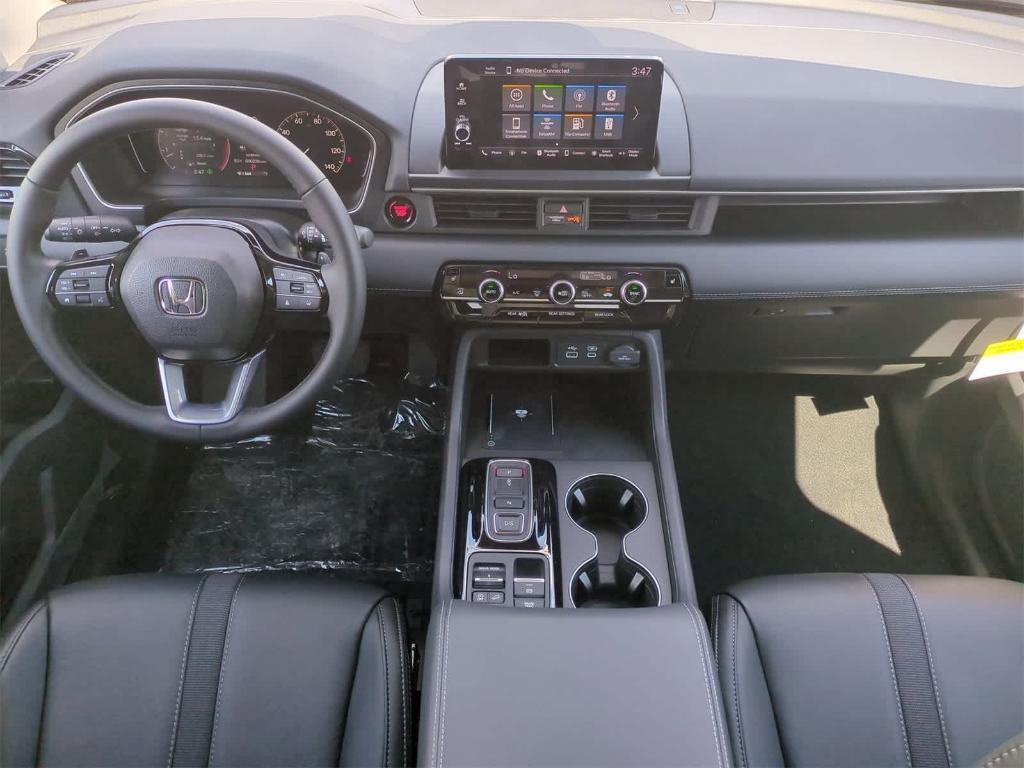 new 2025 Honda Pilot car, priced at $49,350
