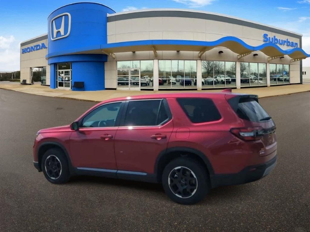 new 2025 Honda Pilot car, priced at $49,350