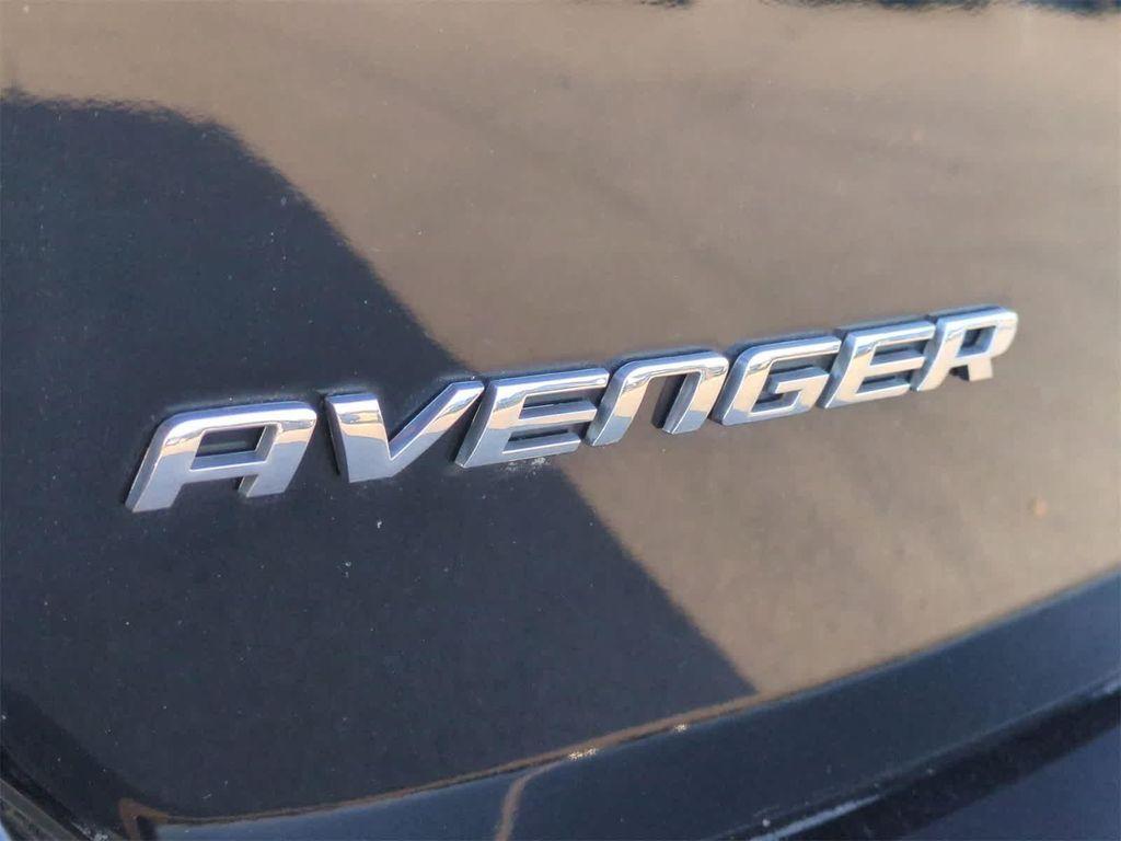 used 2013 Dodge Avenger car, priced at $5,997