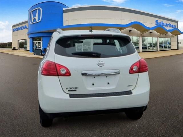 used 2015 Nissan Rogue Select car, priced at $6,000