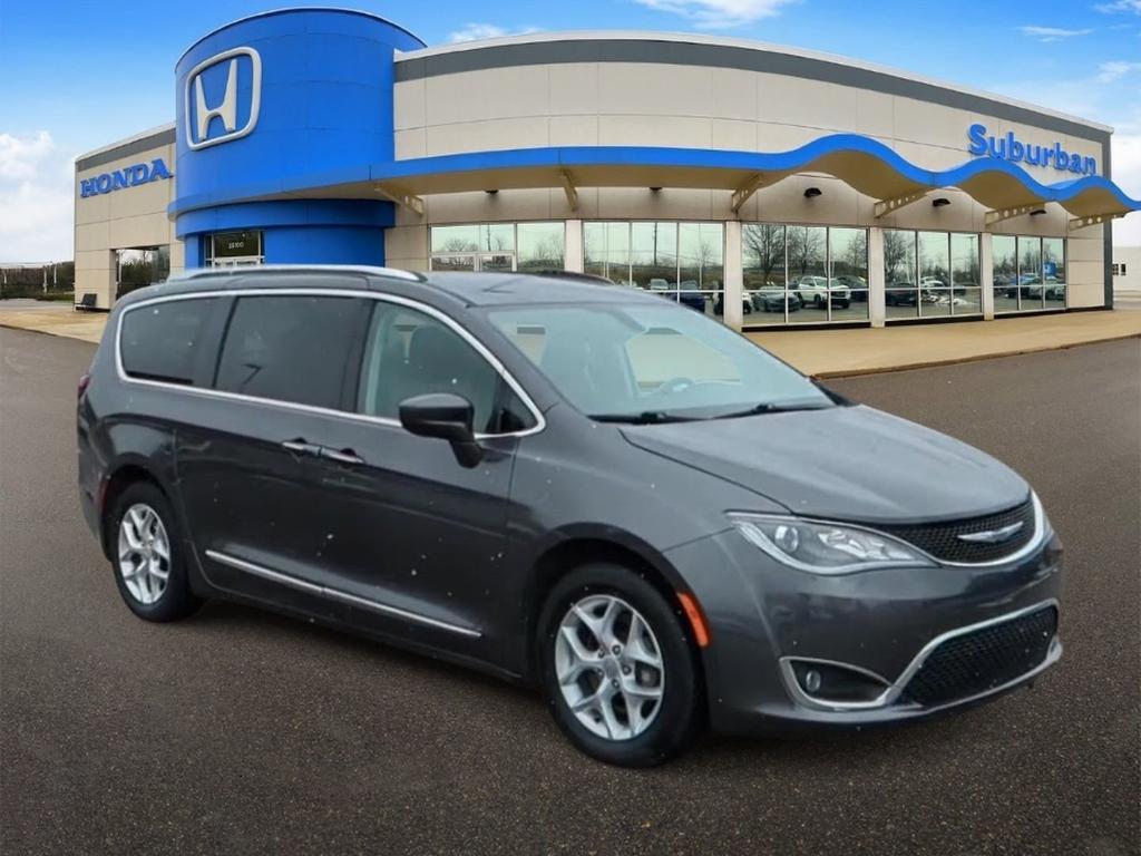 used 2018 Chrysler Pacifica car, priced at $15,000