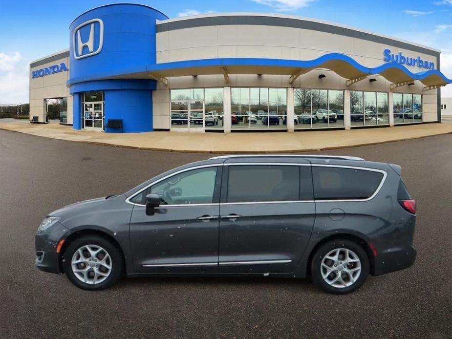 used 2018 Chrysler Pacifica car, priced at $15,000