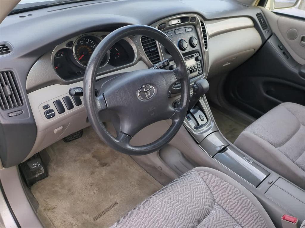 used 2003 Toyota Highlander car, priced at $3,980