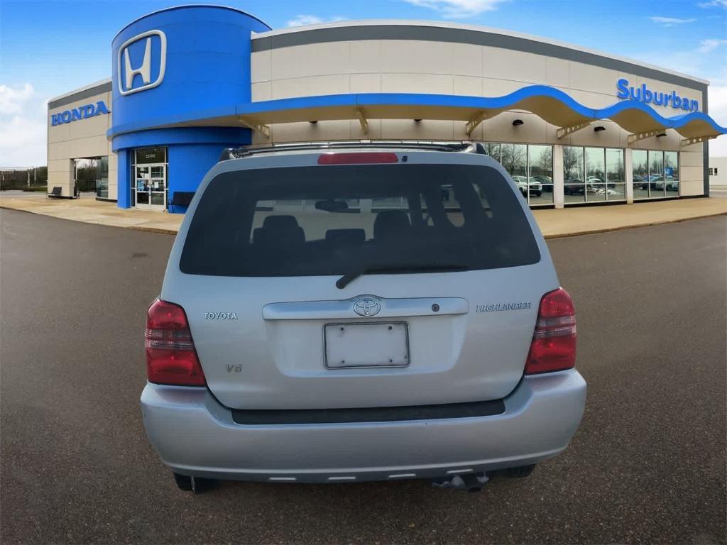 used 2003 Toyota Highlander car, priced at $3,980