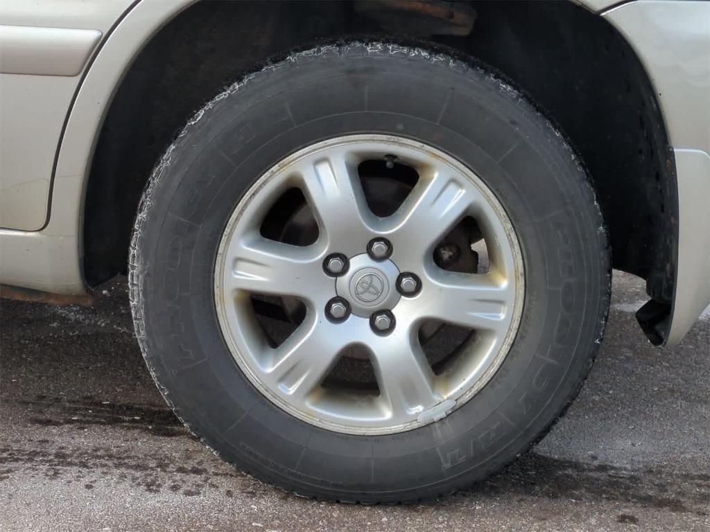 used 2003 Toyota Highlander car, priced at $3,980