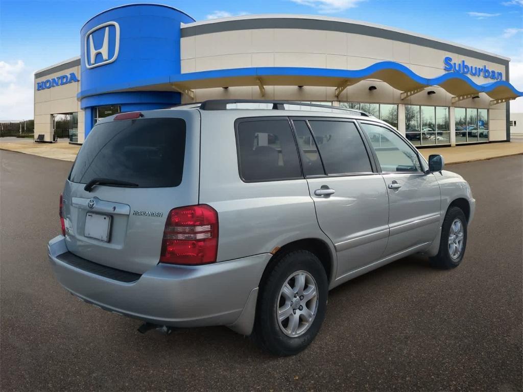 used 2003 Toyota Highlander car, priced at $3,980
