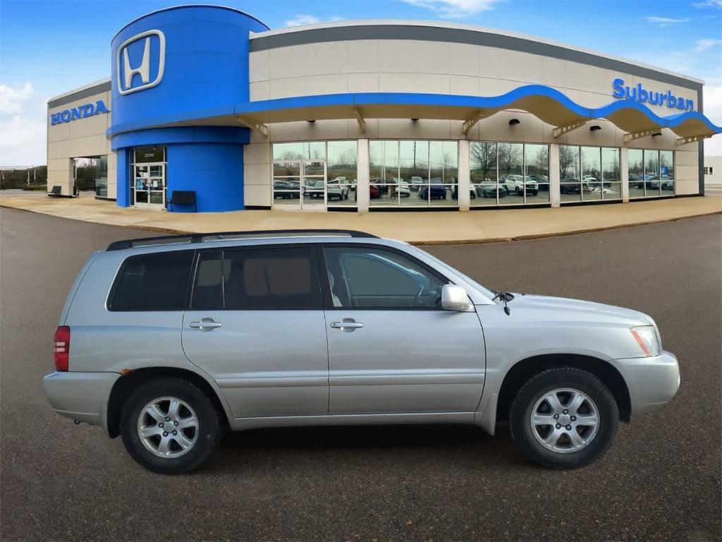 used 2003 Toyota Highlander car, priced at $3,980