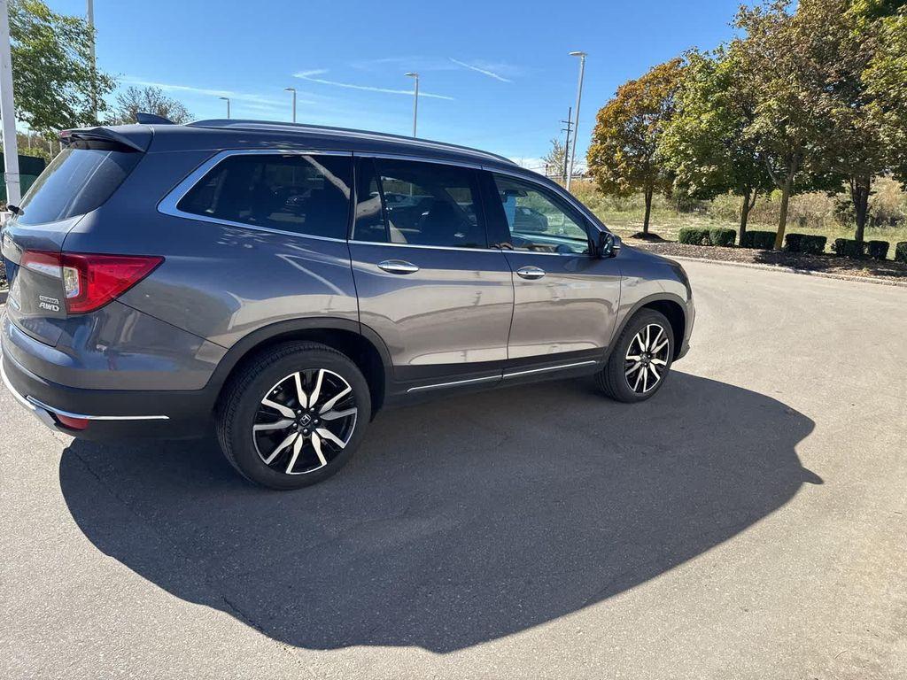 used 2022 Honda Pilot car, priced at $37,000