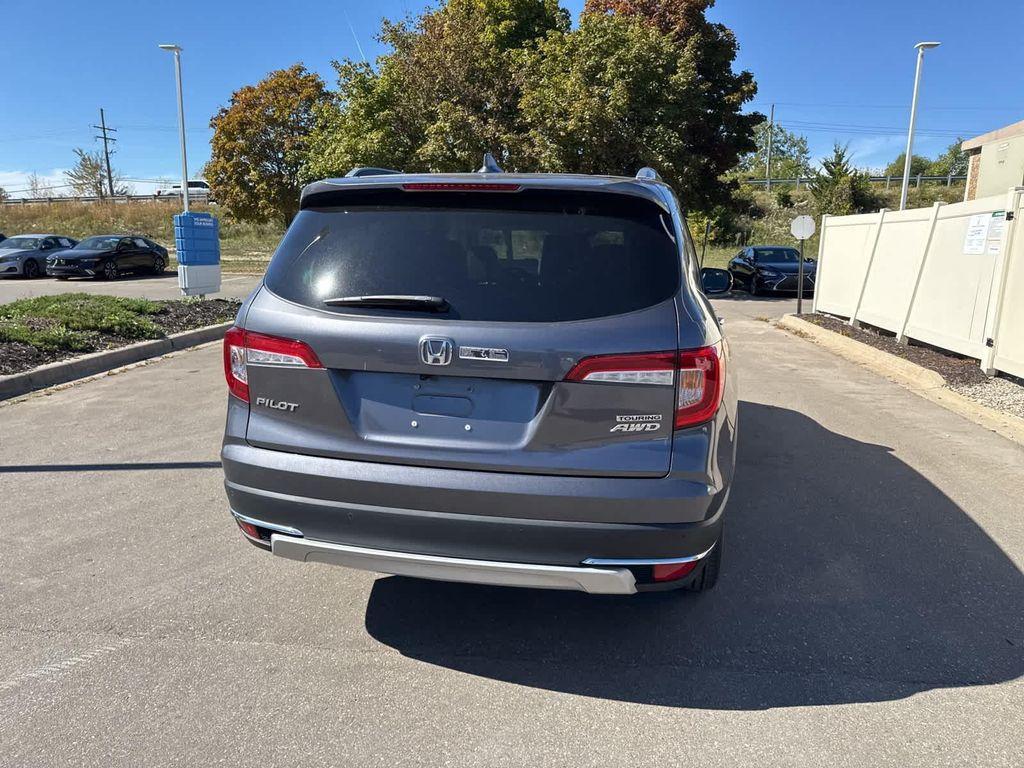 used 2022 Honda Pilot car, priced at $37,000