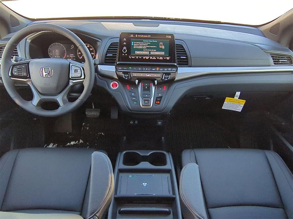 new 2026 Honda Odyssey car, priced at $43,042