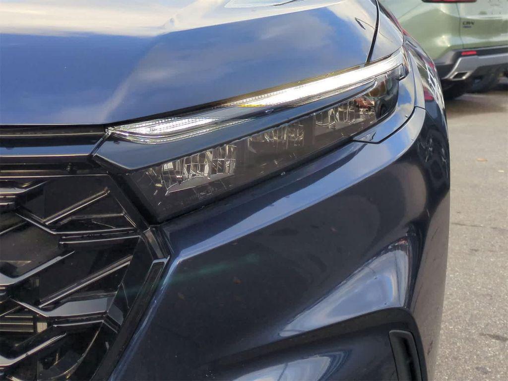 new 2026 Honda CR-V Hybrid car, priced at $39,683