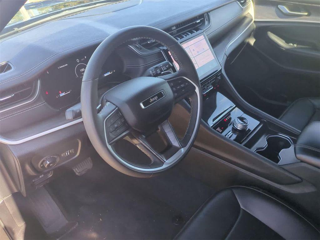 used 2024 Jeep Grand Cherokee L car, priced at $33,600