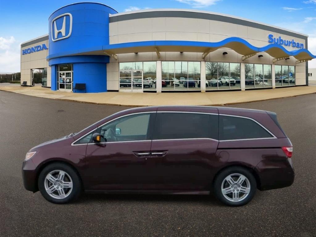 used 2013 Honda Odyssey car, priced at $12,000