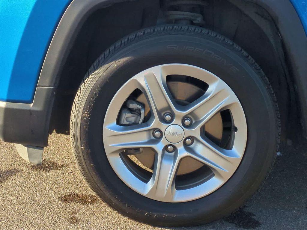 used 2024 Jeep Compass car, priced at $19,534