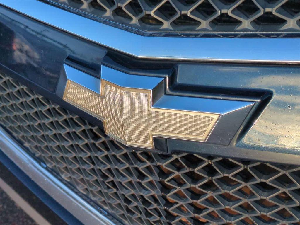 used 2010 Chevrolet Traverse car, priced at $5,135