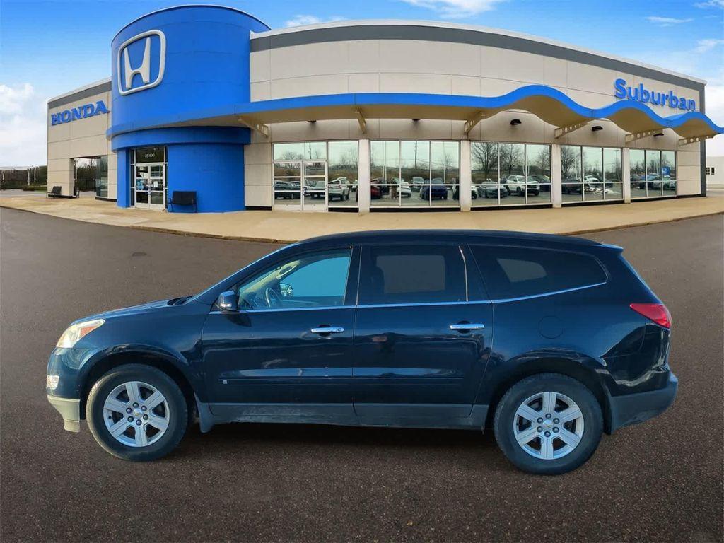 used 2010 Chevrolet Traverse car, priced at $5,135