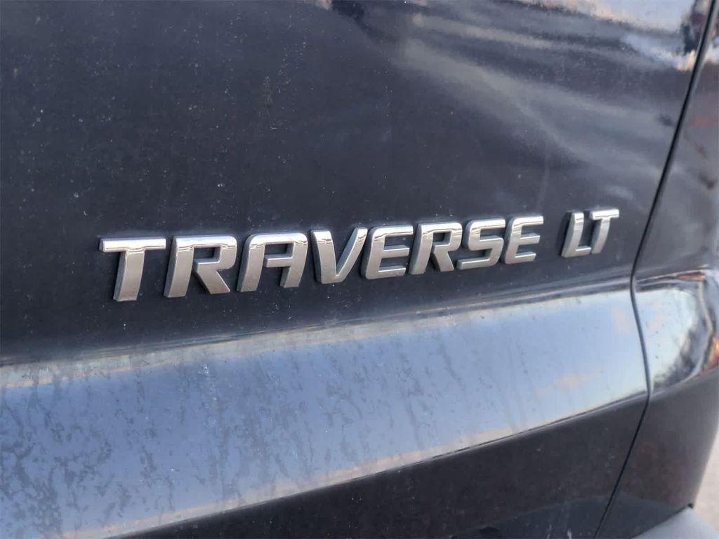 used 2010 Chevrolet Traverse car, priced at $5,135