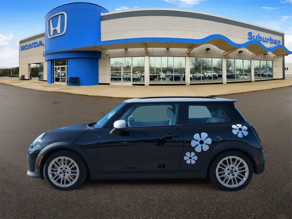 used 2025 MINI Hardtop car, priced at $28,632