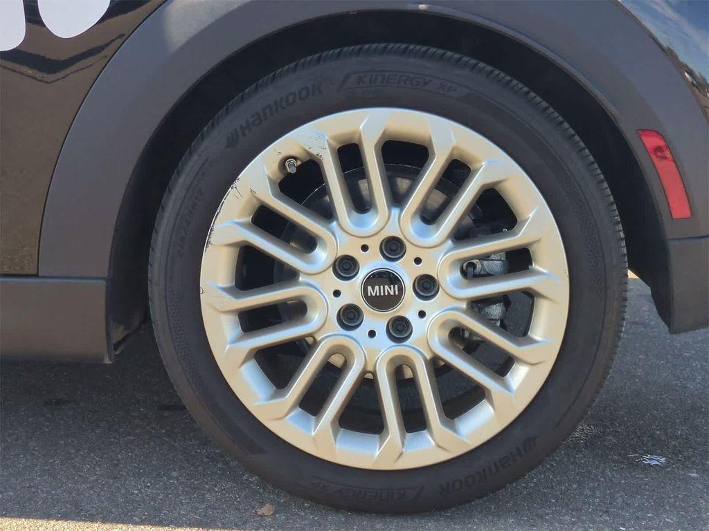 used 2025 MINI Hardtop car, priced at $28,632