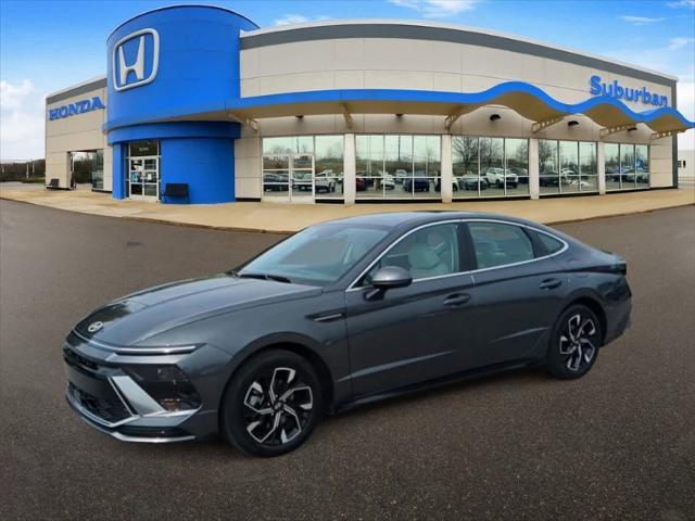used 2025 Hyundai Sonata car, priced at $24,000