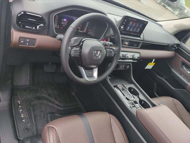new 2025 Honda Pilot car, priced at $53,985