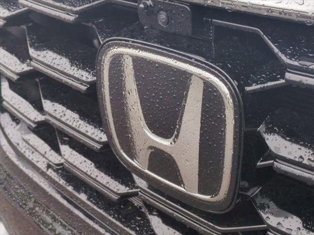 new 2025 Honda Pilot car, priced at $53,985