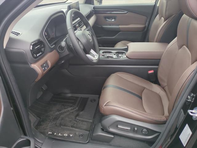 new 2025 Honda Pilot car, priced at $53,985