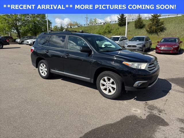 used 2012 Toyota Highlander car, priced at $7,999