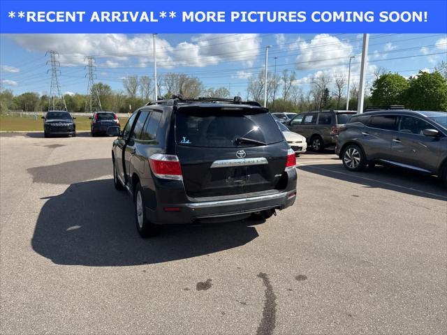 used 2012 Toyota Highlander car, priced at $7,999
