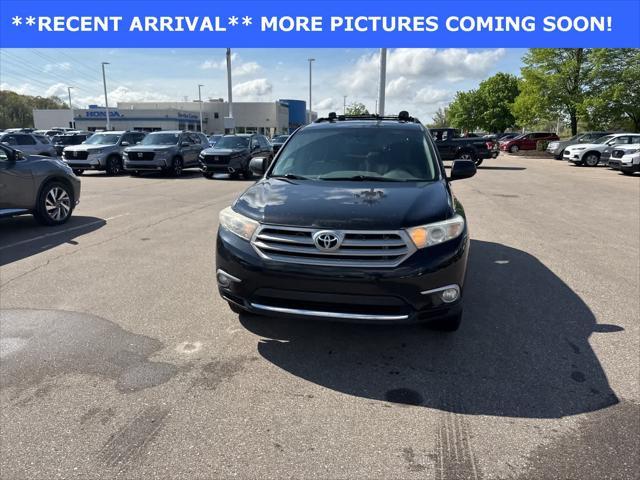 used 2012 Toyota Highlander car, priced at $7,999