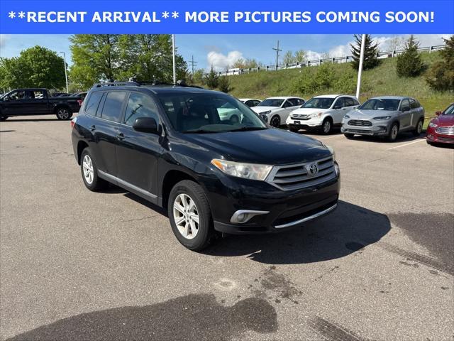 used 2012 Toyota Highlander car, priced at $7,999