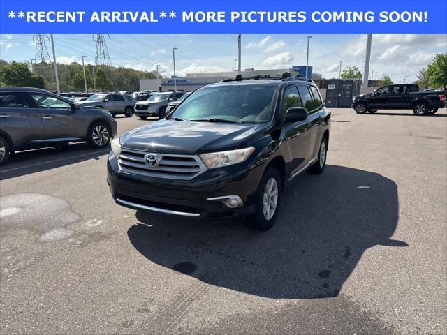 used 2012 Toyota Highlander car, priced at $7,999