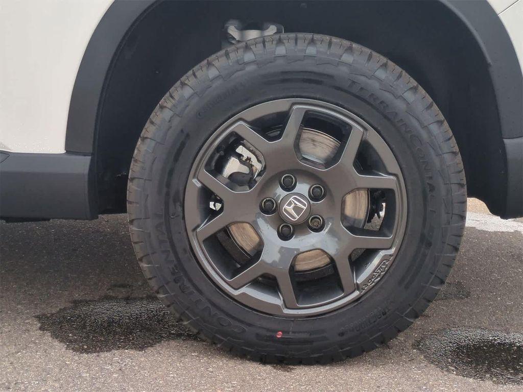 new 2025 Honda Pilot car, priced at $48,359