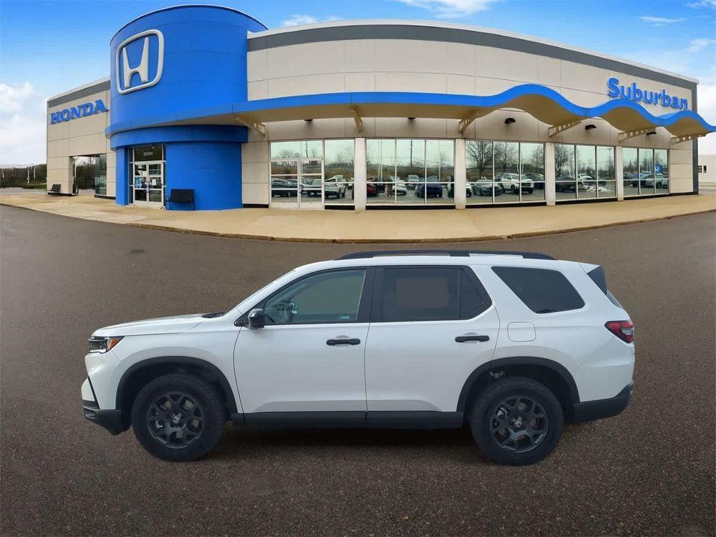 new 2025 Honda Pilot car, priced at $48,359