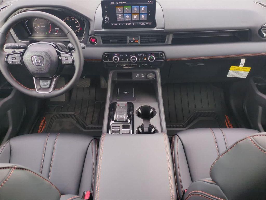 new 2025 Honda Pilot car, priced at $48,359