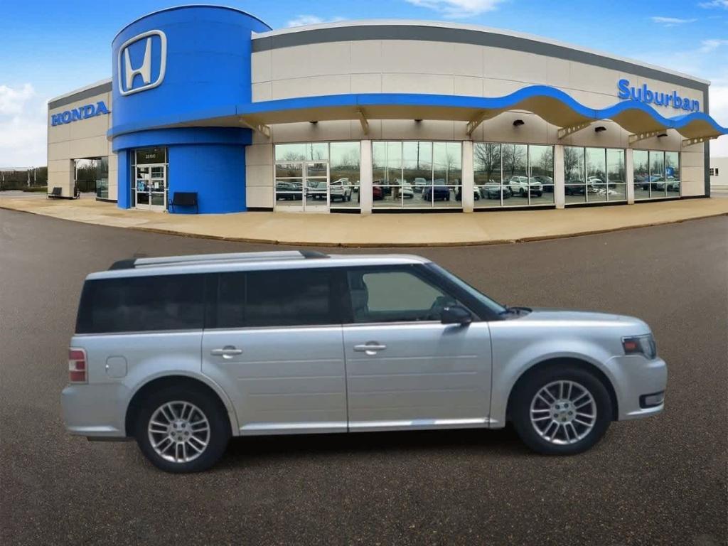 used 2014 Ford Flex car, priced at $9,000