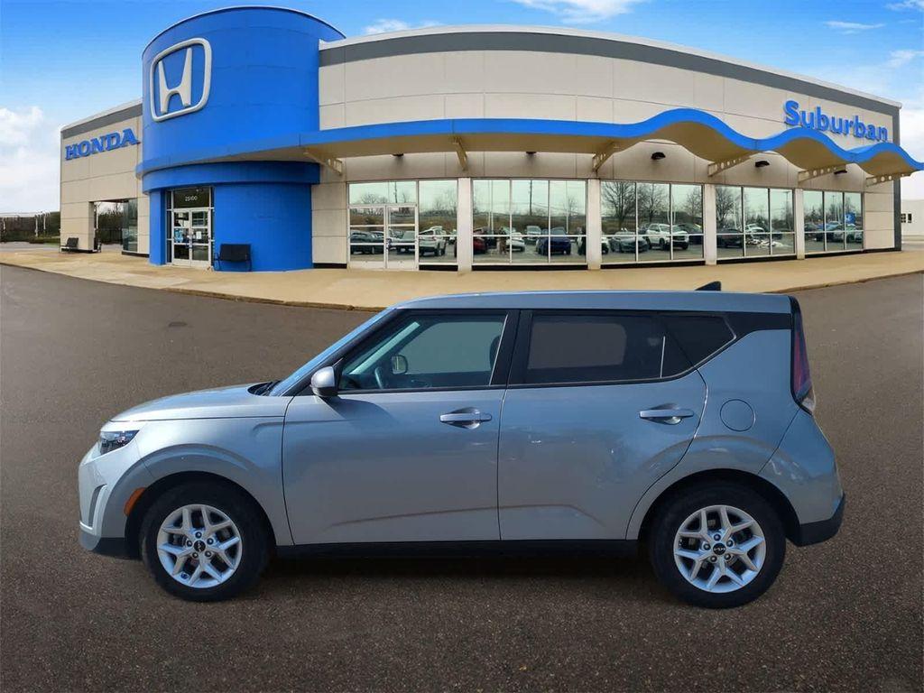 used 2024 Kia Soul car, priced at $16,375