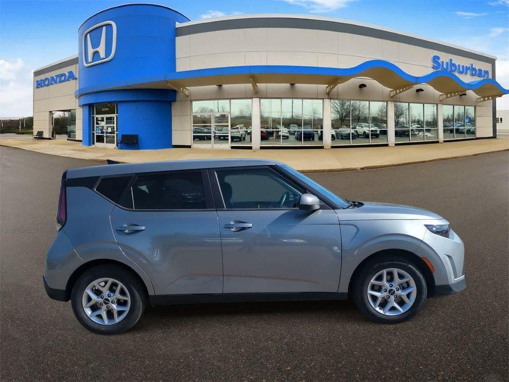 used 2024 Kia Soul car, priced at $16,375