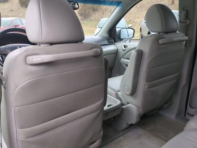 used 2008 Honda Odyssey car, priced at $4,000