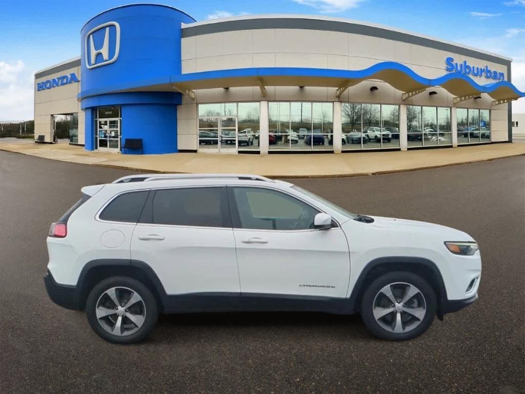 used 2019 Jeep Cherokee car, priced at $14,500
