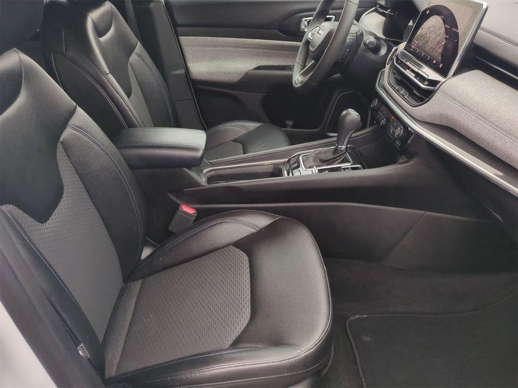 used 2024 Jeep Compass car, priced at $20,888