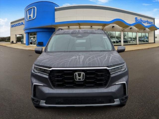 new 2025 Honda Pilot car, priced at $49,465