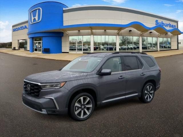 new 2025 Honda Pilot car, priced at $49,465