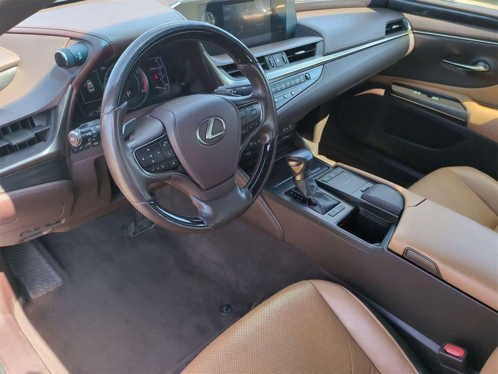 used 2019 Lexus ES 350 car, priced at $26,316
