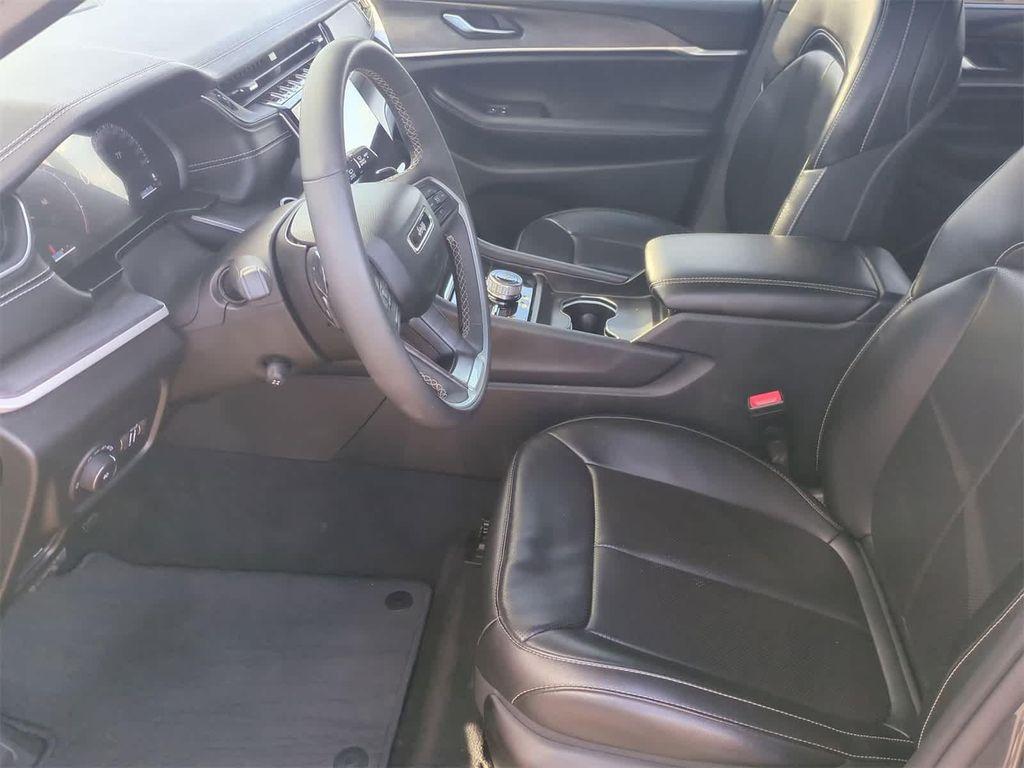 used 2024 Jeep Grand Cherokee L car, priced at $32,408