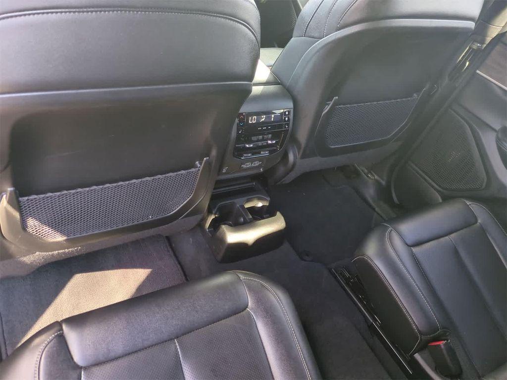 used 2024 Jeep Grand Cherokee L car, priced at $32,408