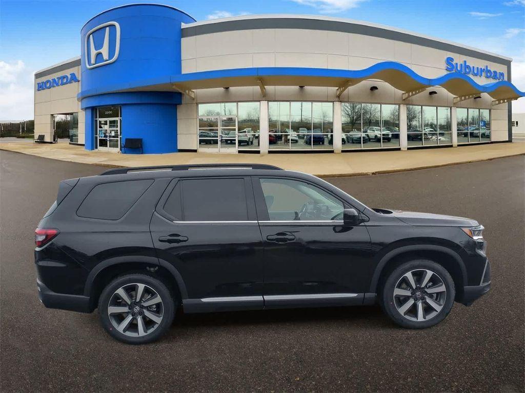 new 2025 Honda Pilot car, priced at $48,500