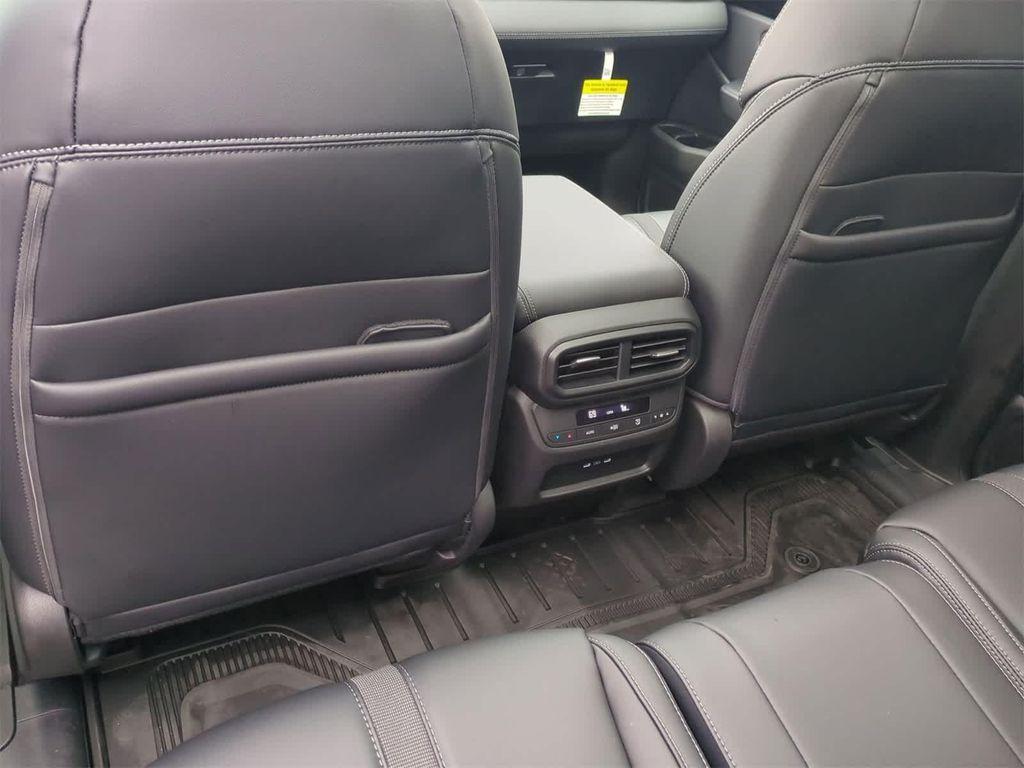 new 2025 Honda Pilot car, priced at $48,500